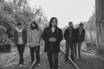 47320875_2013838235330068_4685397058910158848_n